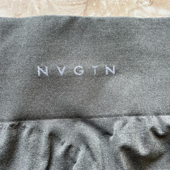 NVGTN Khaki Green Curve Seamless Leggings - Picture 10 of 13